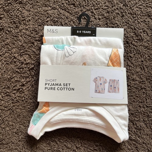 Bnwt girls age 9 years - m&s, 8-9