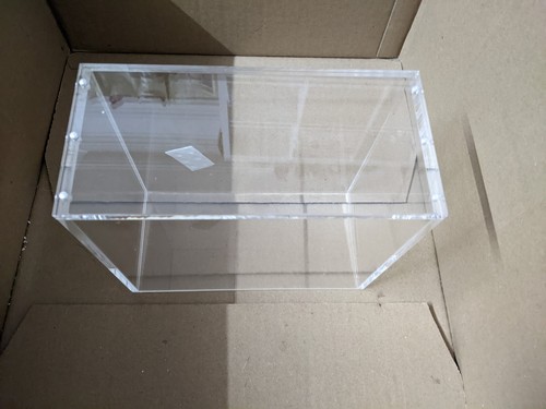 Clear figure display case - clear,