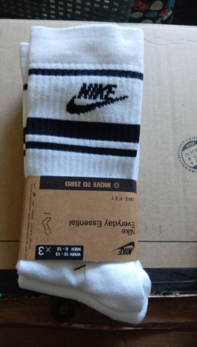 Nike everyday essential - nike,