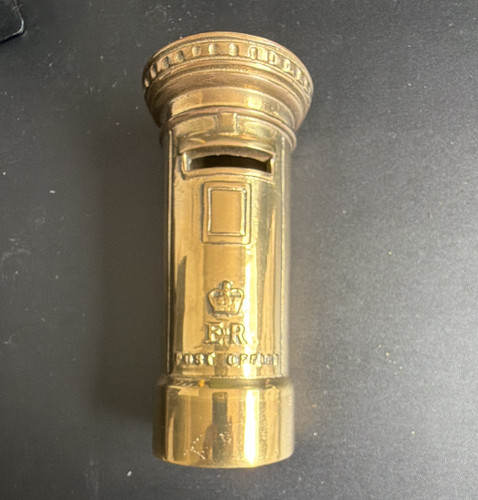 Post office pillar - post,