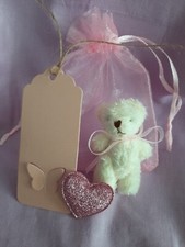 HANDCRAFTED MINIATURE CREAM