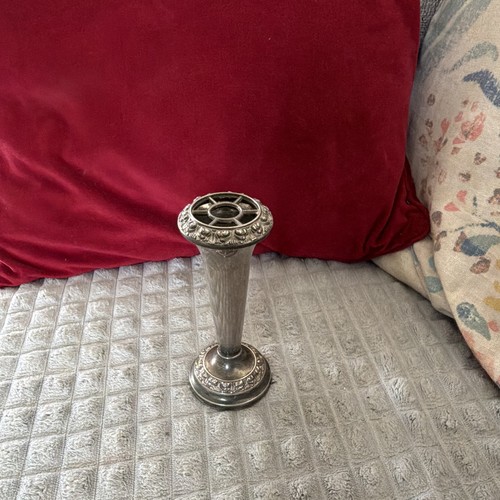 Metal trumpet bud - metal,