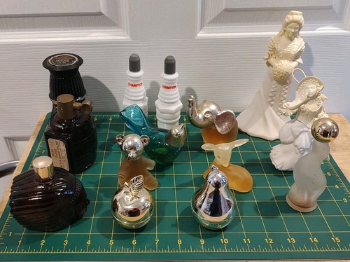 Lot avon decanter - of,