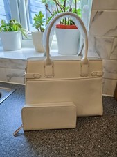 Elegant White Tote Bag And Matching Purse Set For Everyday Use Or Gifting New