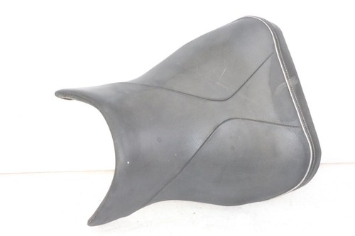 Front seat suzuki gsr - seat,
