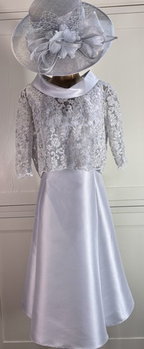 Mother bride groom outfit - bride,