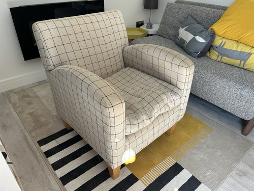 Arm chair - arm,