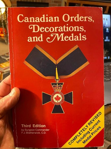 Canadian orders decorations - orders,,