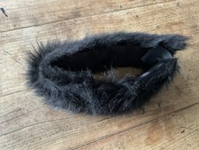 Ladies Fur Coat Collar . Black