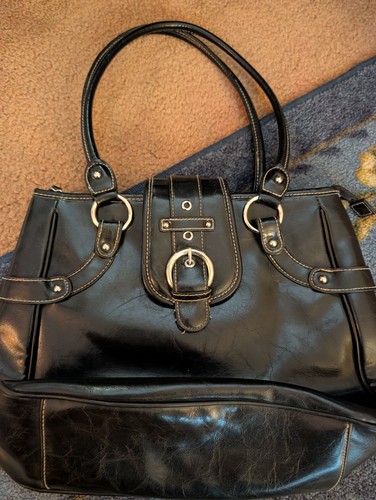 Black faux leather - black, shoulder