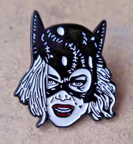 Catwoman metal enamel - catwoman,