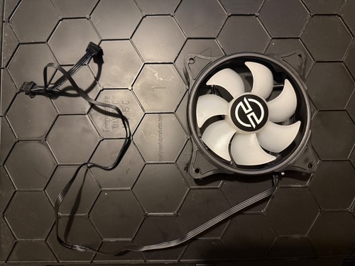Pcspecialist tornado r3s - tornado,