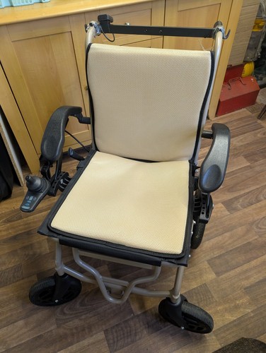 Folding 15kg wheelchair - folding,