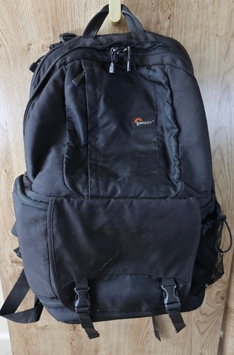 Lowepro large black - black, camera