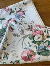 DORMA ~ V & A Fabric ~