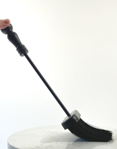 The duchess fireside brush - the,