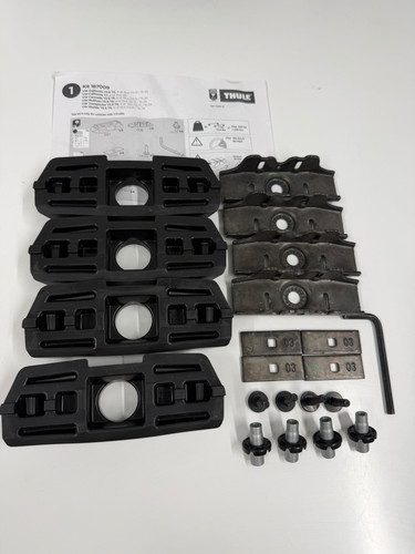 Thule fitting kit - thule, used