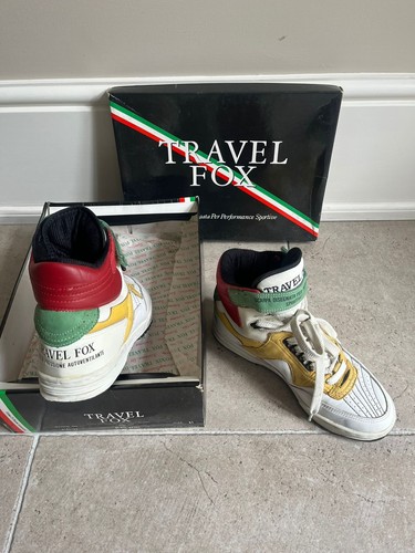 Travel fox vintage - travel,