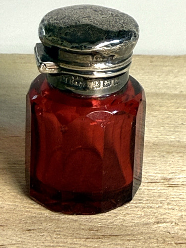 Antique ruby red - antique,