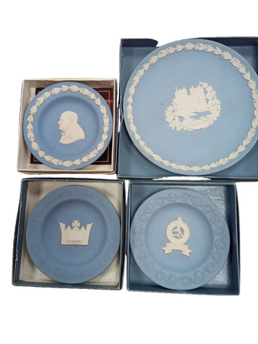 Wedgwood plates blue - wedgwood,