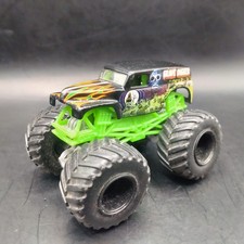 Hot Wheels Monster Grave Digger 1:64 Scale Monster Truck VGC