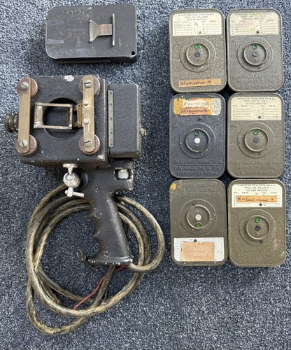 Bell howell type 75166 - type, 1940s