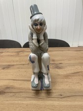 Casades Porcelain Clown Figurine Spain 10” Sitting Vintage Design – Excellent