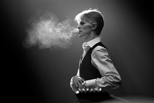 DAVID BOWIE SMOKING ABSTRACT CANVAS WALL ART FRAMED PICTURE 20 X 30 INCH