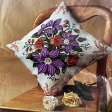 Tapestry kit Clematis cushion