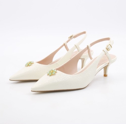 Dune cream textured flower - cream,