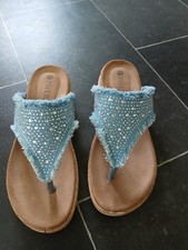 Pavers Denim Sparkly Toe Post Sandals size 6