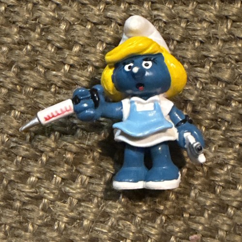 Vintage 1981 smurfs nurse - 1981,