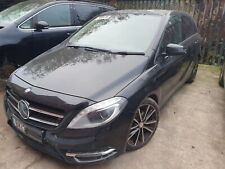 Breaking Mercedes B-Class B180