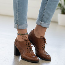 Russell & Bromley ABOUT TOWN