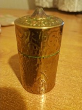 Collectable PRINCE ALBERTS SAFETY BOX VESTA LIGHTS CASE (as seen) Height 6cm.