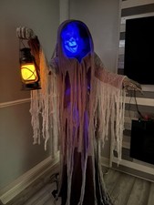Halloween Animatronic Looming