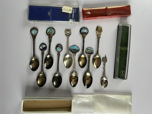 Vintage collector souvenir - collector,