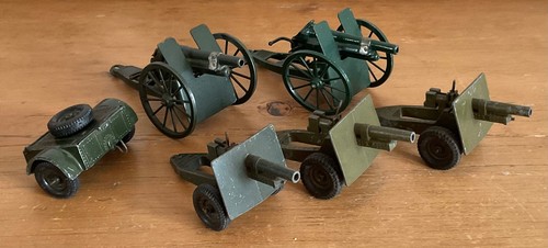 Job lot vintage britains - lot,