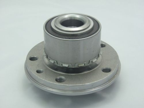 Front wheel hub - front,