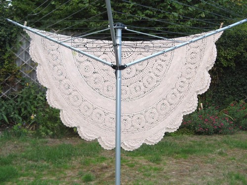 Large round crochet - , table