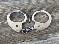 UK Police Hiatts 1960 Pattern Handcuffs + Key (Great Condition)