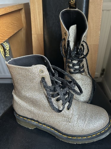 Martens 1460 pascal pale - dr,