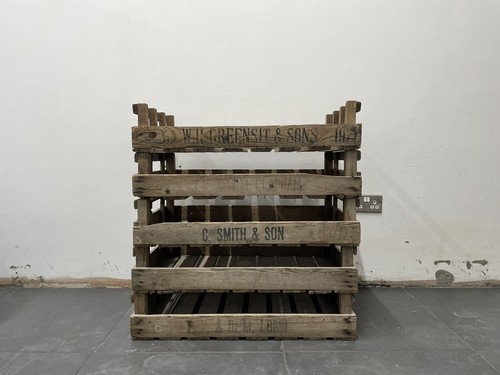 Vintage wooden crate - wooden,