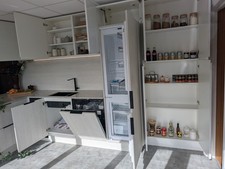 Ex-display kitchen white gloss and wood effect doors quartz worktop sink tap dw