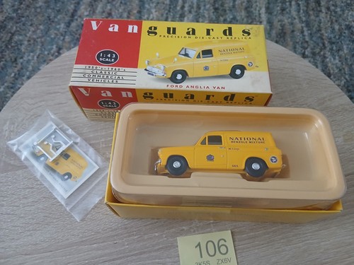 Corgi vanguards ford anglia - vanguards,