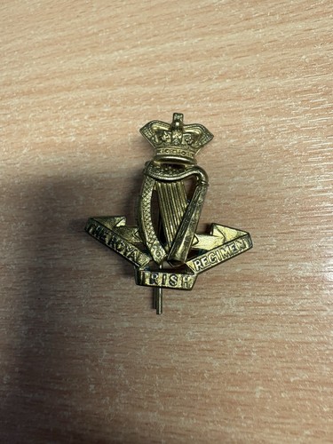 British army cap badge - british,