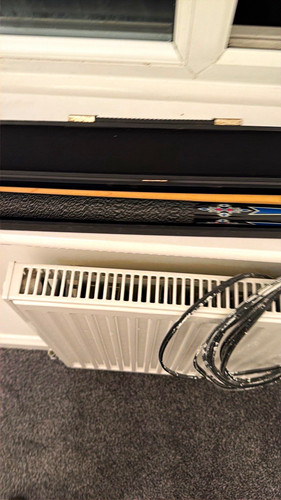 Piece pool cue with - with, black