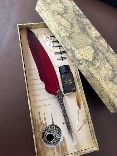 Harry potter red quill - harry,