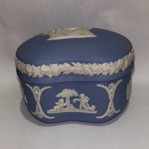 Wedgwood blue white - wedgwood,