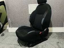 PEUGEOT 208 ALLURE SEAT -